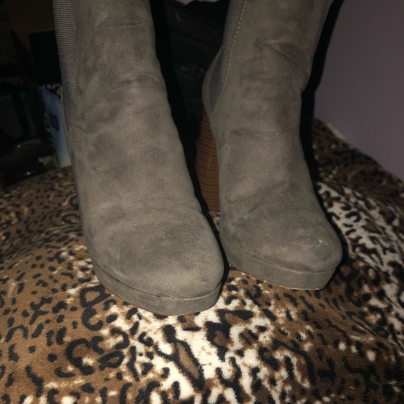 Gorgeous Charlotte Russe boots - Picture 3 of 3